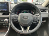 手にしっかりと馴染むとても運転しやすいハンドルです。是非一度、実際に触ってお確かめください!