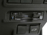 ETC車載器付きです。高速道路の料金所もスムーズに通過できます。