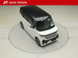両側パワースライドドア付きだから、狭い駐車スペースなどでの乗り降りラクラク♪小さなお子さまのいるご家庭には嬉しい装備です。