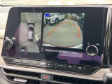 【アラウンドビューモニター】はまるで上から見ているような視点で周囲を確認できます!駐車が苦手な方でも安心して駐車できますね♪