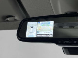 バックミラーにアラウンドビューモニターの表示も可能です!