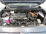 見えないところまで徹底洗浄!中古車をキレイで気持ちよくお乗りいただけるよう、内外装ともにしっかり「まるごとクリーニング」♪エンジンルームも施工済!