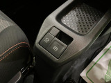 中古車は一物一価、同じようなお車でも、整備状況、外内装の状態など様々です。