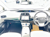 プリウス  本革シート 修復歴無し
