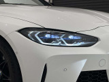 BMWレーザーライトとても明るく配光も良いので夜間の運転も安心です。