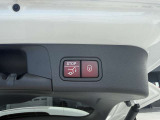 【EASY-PACK自動開閉テールゲート】運転席・リモコンキー・テールゲートのスイッチで、テールゲートが自動開閉します♪テールゲートの開口角度の設定も可能です!どなたでも扱いやすくなっております。