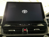 【10.5インチ ディスプレイオーディオ】大画面のディスプレイはAppleCarPlayやAndroidAutoが利用可能。大きな画面でスマホナビアプリ等が利用いただけます♪