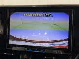 バックモニター付なので後退時に後方が見えるので安心。 車は構造上、死角がたくさんなので万が一を考えると必須ですね。 あくまで補助の為の装備、バックは目視で確認する事が重要ですよ。