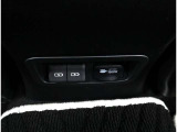 AC電源 AC100V・1500W 室内コンセント(センターコンソールボックス後方)