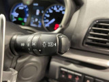 【オートマチックハイビーム】ハイビームとロービームを自動で変更し夜間の運転をサポートしてくれます。