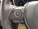 ステアリングリモコン付きで運転中のオーディオ操作が視線を落とさず操作出来ます。