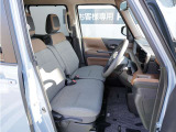 乗り降りしやすい運転席
