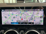 【アットホームな雰囲気のお店です】メルセデスに精通したスタッフが、心をこめてお車選びをお手伝い致します。是非メルセデスベンツへの想いをお聞かせください