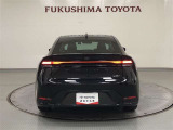 横一線にシャープな光を放つ、リヤコンビネーションランプ!特徴的な見た目で、後続車からの視認性を確保!
