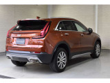 XT4 プレミアム 4WD 
