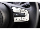 安全運転支援システムHonda SENSINGを搭載。衝突軽減ブレーキや、誤発進抑制機能、アダプティブクルーズコントロール、車線維持など複数の先進技術で安心・快適なドライブをサポートします。