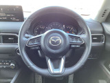 毎日でも運転したくなる造形美!細部まで作りこまれてます。是非一度座ってみてください☆