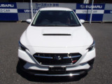 SUBARU 認定U-Car Premium:SUBARU 認定U-Carのうち、AIS評価点4.5点以上・走行距離3万キロ未満、使用月数36ヶ月未満という更に厳選したハイクオリティなクルマのみをラインアップ。