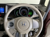 明るく、視認性に優れたメーターで安全運転や燃費管理、車両点検などに役に立つ機能があります ※一部の車種には該当しないものもございます