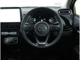 各操作スイッチなどもハンドルから手を放すことなく操作可能で安全運転に支援いたします!