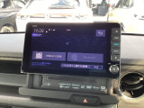 Bluetoothにてハンズフリー通話/音楽再生、Apple CarPlay/Android Auto対応。CD/DVD再生、CD録音。