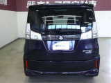 当社の九州運輸局指定工場にて、納車前点検整備致します。 点検項目数は100項目に及び、安心の状態でお客様にお届けいたします!買ってからも安心のカーライフを提供します。