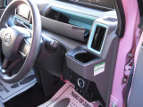 【こだわりの品質】新車にも負けないくらい満足していただけるお車を提供するということが弊社のこだわりでありモットーです。たかが中古車ではなく、されど中古車を実感していただきたいです。