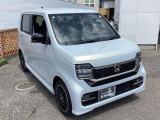 自社整備工場で点検整備をおこなってからお渡ししています。車検が残っている場合は『12ヶ月点検整備』を、車検整備付きの場合は『車検整備』をおこないます。整備費用は車両本体価格に含まれています。