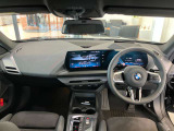 アウトバーンでの走行を見据えたBMWのブレーキシステムはもしもの時にもいち早くマシンを停止してくれます。