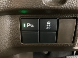 滑りやすい道路でも、安定してカーブを曲がることができるVSA装置搭載!