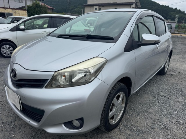 ヴィッツ 1.3 F 4WD 