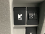 ★急速充電★普通充電はフタを直接押し、急速充電は車内のボタンを操作して開け、あとは充電コネクターを差すだけで充電開始します♪