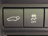 【パワーバックドア】スマートキーや運転席のボタンを押すだけでリアゲートが自動で開閉します!荷物を持っている時や、高い位置にあるバックドアを閉める際に便利な機能です♪
