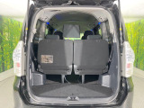普段のお買い物や通勤、送迎等に十分な荷室スペースを確保しております。セカンドシートを倒すと、大きな荷物の積載も可能です♪