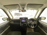 見通しのよいすっきりとした視界で、誰でも運転しやすいです。運転のしやすさは疲れにくさにも繋がりますよ♪
