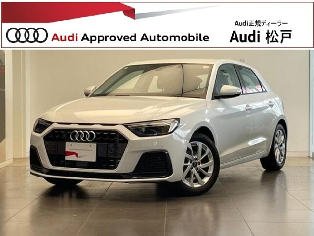 A1スポーツバック 25 TFSI アドバンスド 
