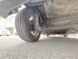 お車を安心してお乗りいただく為には、足回りの定期点検が欠かせません。サービスサポート(有償保証)では無料点検もご提供しており、安心のカーライフをお過ごしいただけるサポート体制が整っています。