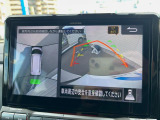 【マルチアラウンドモニター】専用のカメラにより、上から見下ろしたような視点で360度クルマの周囲を確認することができます☆死角部分も確認しやすく、狭い場所での切り返しや駐車もスムーズに行えます。