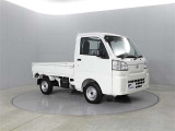 車両価格は、点検・整備費用を含みます。また、ナンバー取得登録・車庫証明の手続きに必要な手数料以外、余分な手数料はいただきません。※税金・法定費用・自賠責保険・リサイクル預託金は別途必要です。