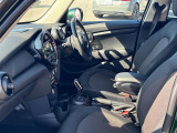 ◆LIBERALAは、輸入車選びの新たなスタイルを提案するインポート・セレクト・ブランドです。オーナー様となる方がクルマから直接感じる感性を第一にした、最良の一台との出会いをコーディネートいたします。