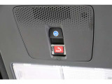 「Honda CONNECT」で緊急時にオペレーターのサポートを受けたり、スマートフォンでクルマのエアコンをONにできたりと『つながる』サービスが受けられます。※別途、登録必要。
