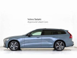 【リチャージUltimate T6AWDplug-inhybrid】2.0リッター4気筒直噴ターボエンジン。エンジン、モーター、バッテリーの全てを一新。さらなる高効率を追求したプラグインハイブリッド。
