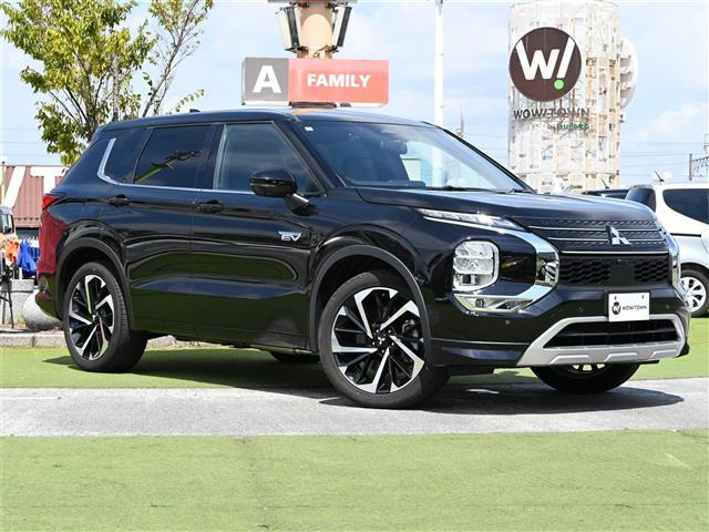 アウトランダー PHEV 2.4 P 4WD 4WD 修復歴無し