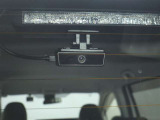 リヤ用ドライブレコーダー装備!これがあれば、相手方が危険運転をしてきた場合などでも客観的に証明でき、事故や事件の直接的な証拠の確保にも生り得ます。