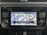 標準装備のEV専用メモリーナビは充電スポットも表示可能。アップデート可能です。途中充電を組み込んだルートガイドも設定できます。CD/DVD再生可
