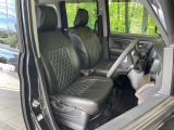 運転席シート廻りは使用感も少なく、良好な状態となっています。丁寧に使われていたことがよくわかりますね。