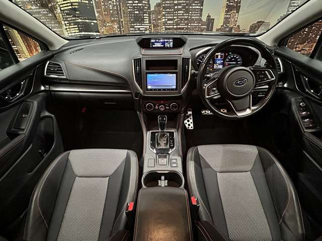 スバル XV 2.0 アドバンス 4WD (禁煙車)(4WD)(黒ハーフレザー