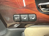 【運転席ポジションメモリー付パワーシート】ワンタッチで記憶させていたシートの前後・リクライニングはもちろん、シートリフターも備えます☆快適なドライブをお楽しみ下さい♪