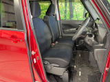 運転席シート廻りは使用感も少なく、良好な状態となっています。丁寧に使われていたことがよくわかりますね。