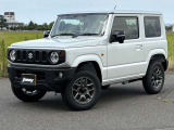 車両の品質管理は室内展示場を完備しておりますので、品質を保った状態の車両をご覧いただけます。